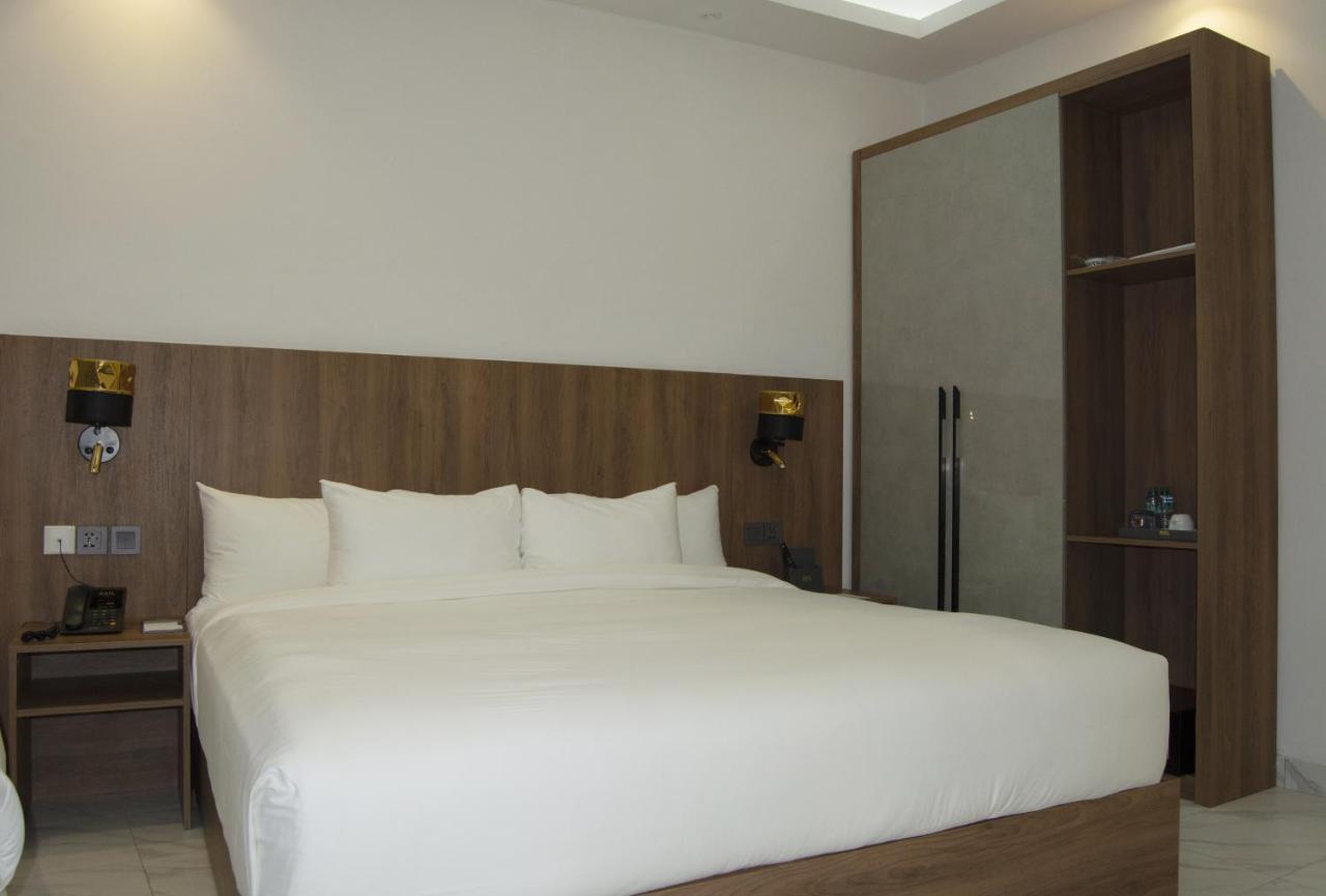 Axil Hotel 4*